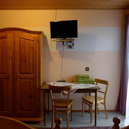 Pensionat Gaestehaus Zussner Lochau