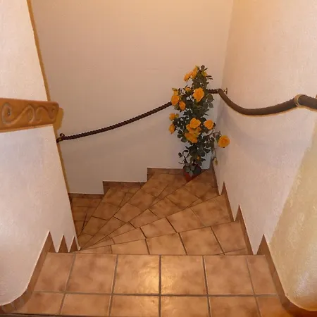 Gaestehaus Zussner بيت ضيافة *