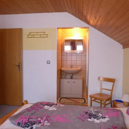 Gaestehaus Zussner بيت ضيافة